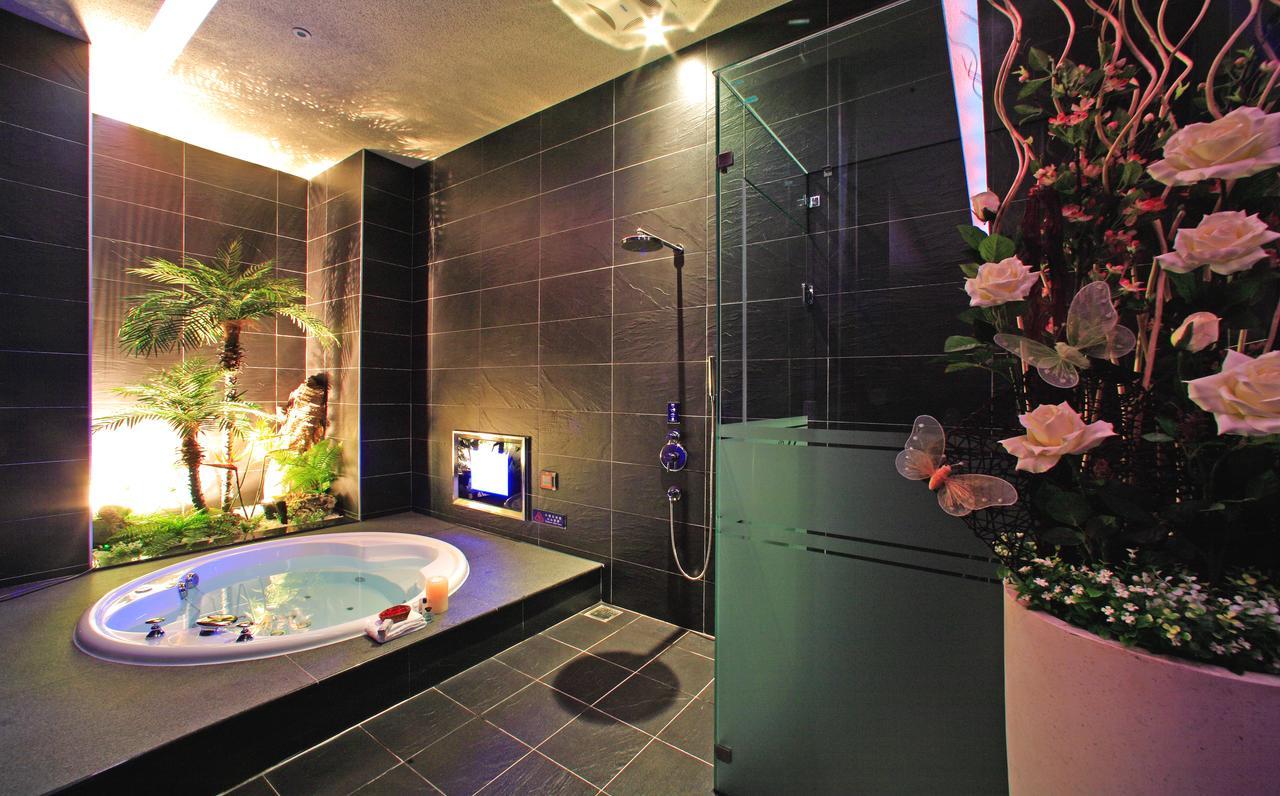 קילונג Blue Coast Spa Motel מראה חיצוני תמונה