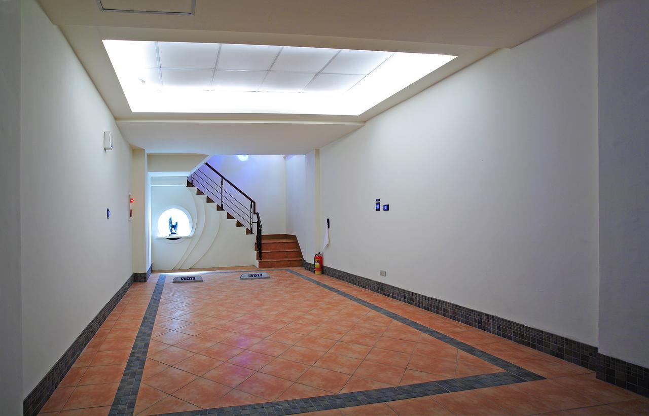קילונג Blue Coast Spa Motel מראה חיצוני תמונה