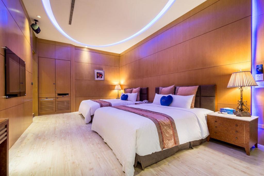 קילונג Blue Coast Spa Motel מראה חיצוני תמונה
